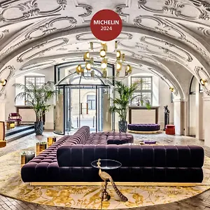 ***** Hotel H15 Luxury Palace - Destigo Polsko